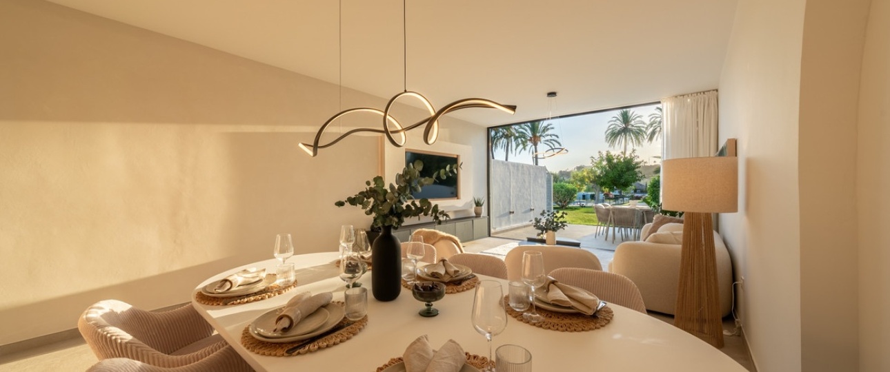 Resale - Town house - Marbella - Nueva Andalucía