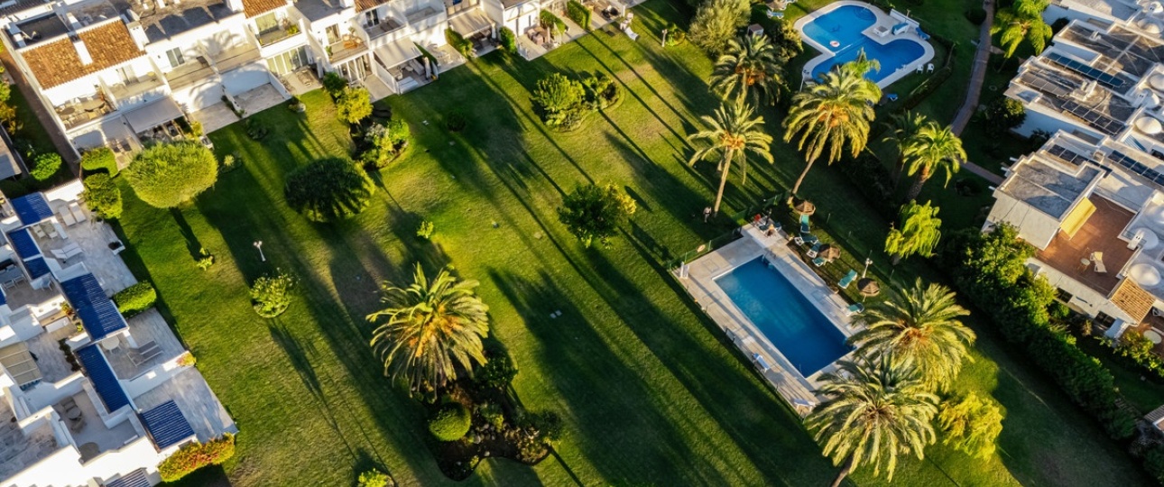 Resale - Town house - Marbella - Nueva Andalucía