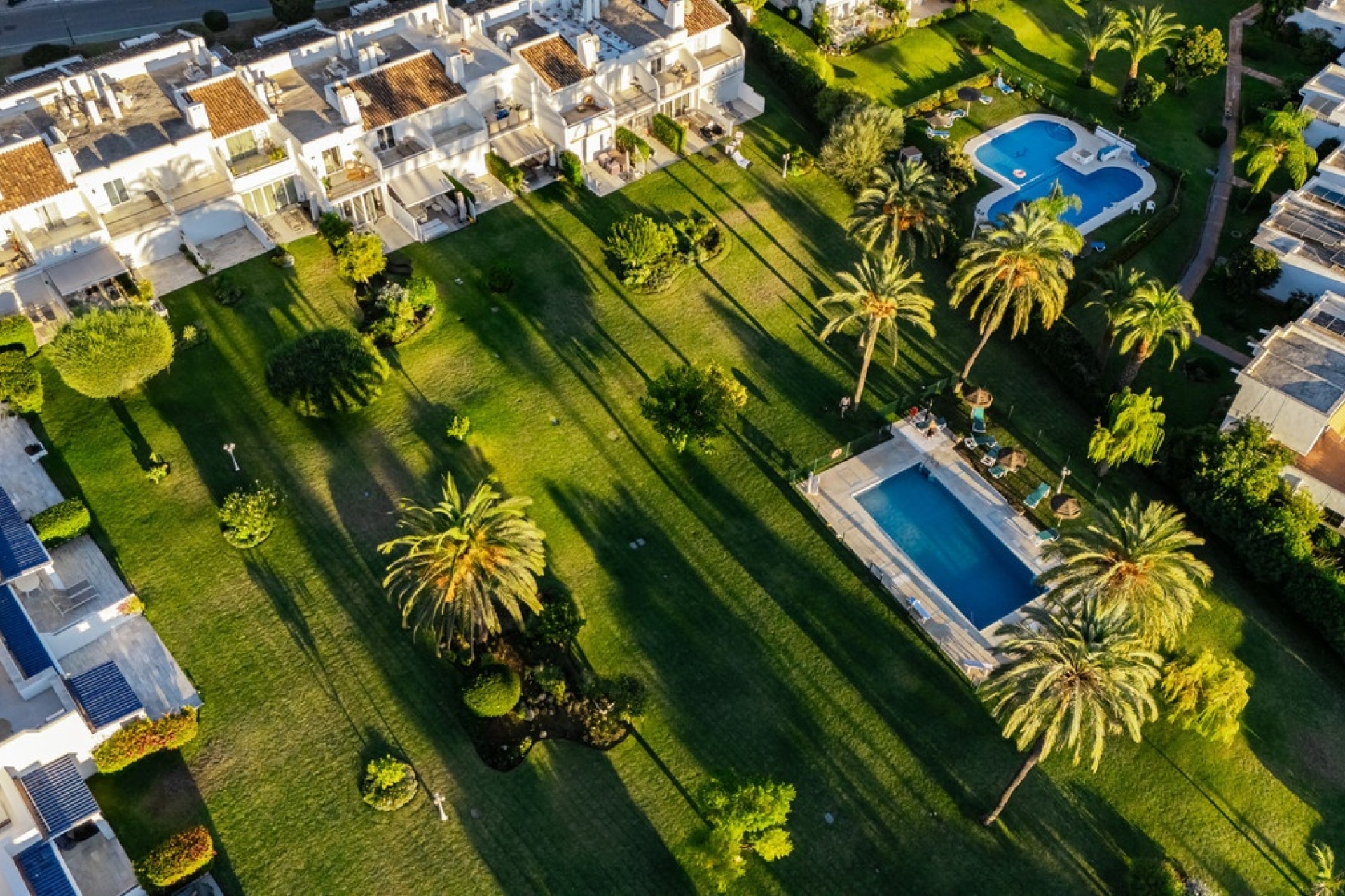 Resale - Town house - Marbella - Nueva Andalucía