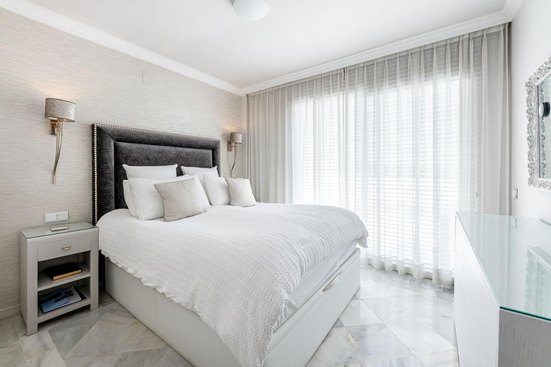 Resale - Town house - Marbella - Nueva Andalucía