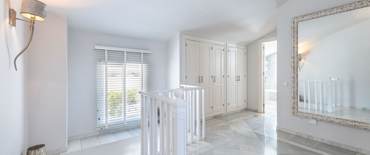 Resale - Town house - Marbella - Nueva Andalucía
