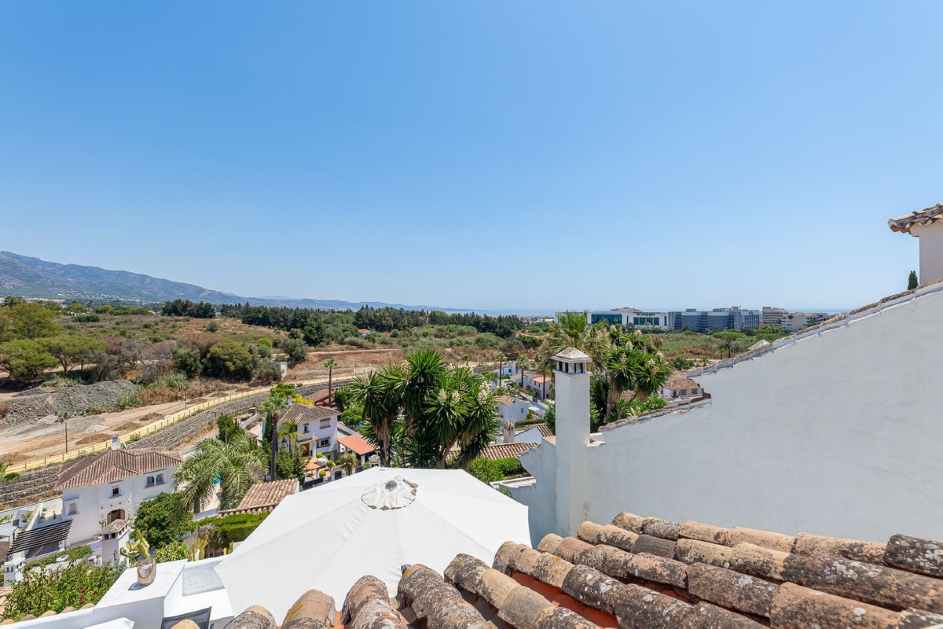 Resale - Town house - Marbella - Nueva Andalucía