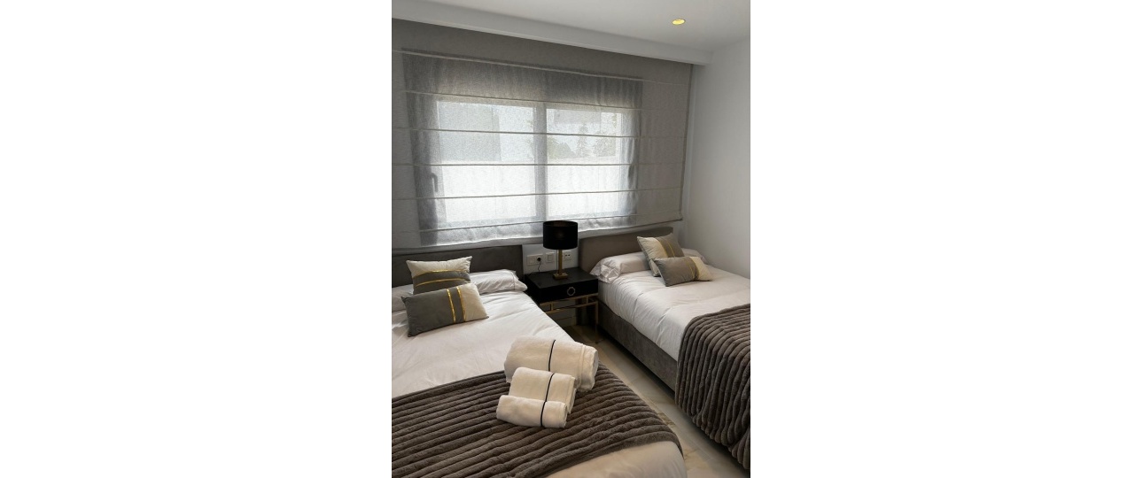 Resale - Town house - Marbella - Nueva Andalucía