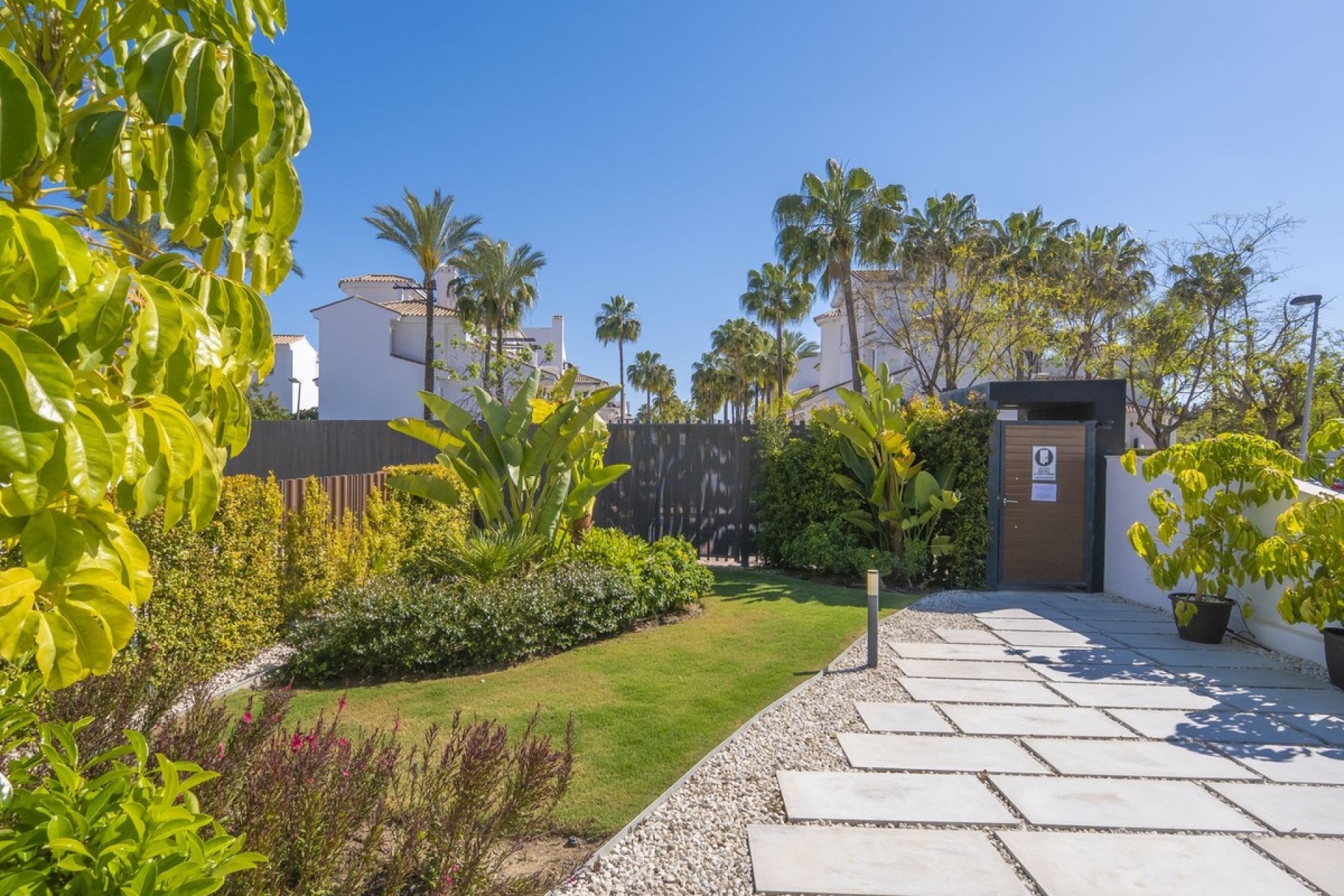 Resale - Town house - Marbella - Nueva Andalucía
