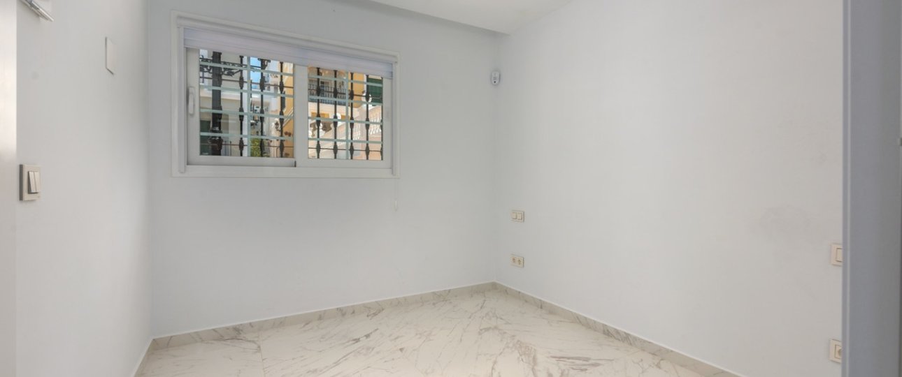 Resale - Town house - Marbella - Nueva Andalucía