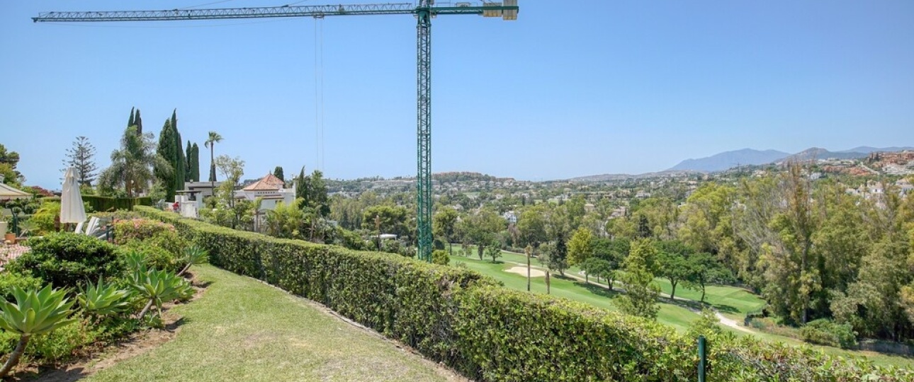 Resale - Town house - Marbella - Nueva Andalucía