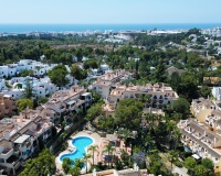 Resale - Town house - Marbella - Nueva Andalucía