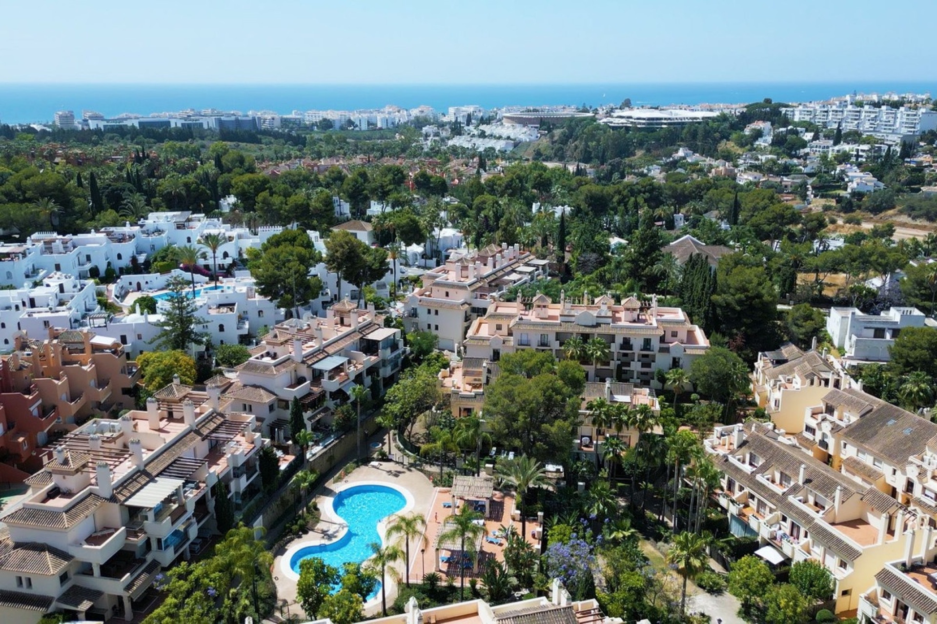 Resale - Town house - Marbella - Nueva Andalucía