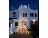 Resale - Town house - Marbella - Nueva Andalucía