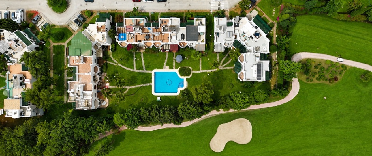 Resale - Town house - Marbella - Nueva Andalucía