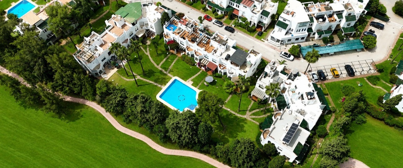Resale - Town house - Marbella - Nueva Andalucía