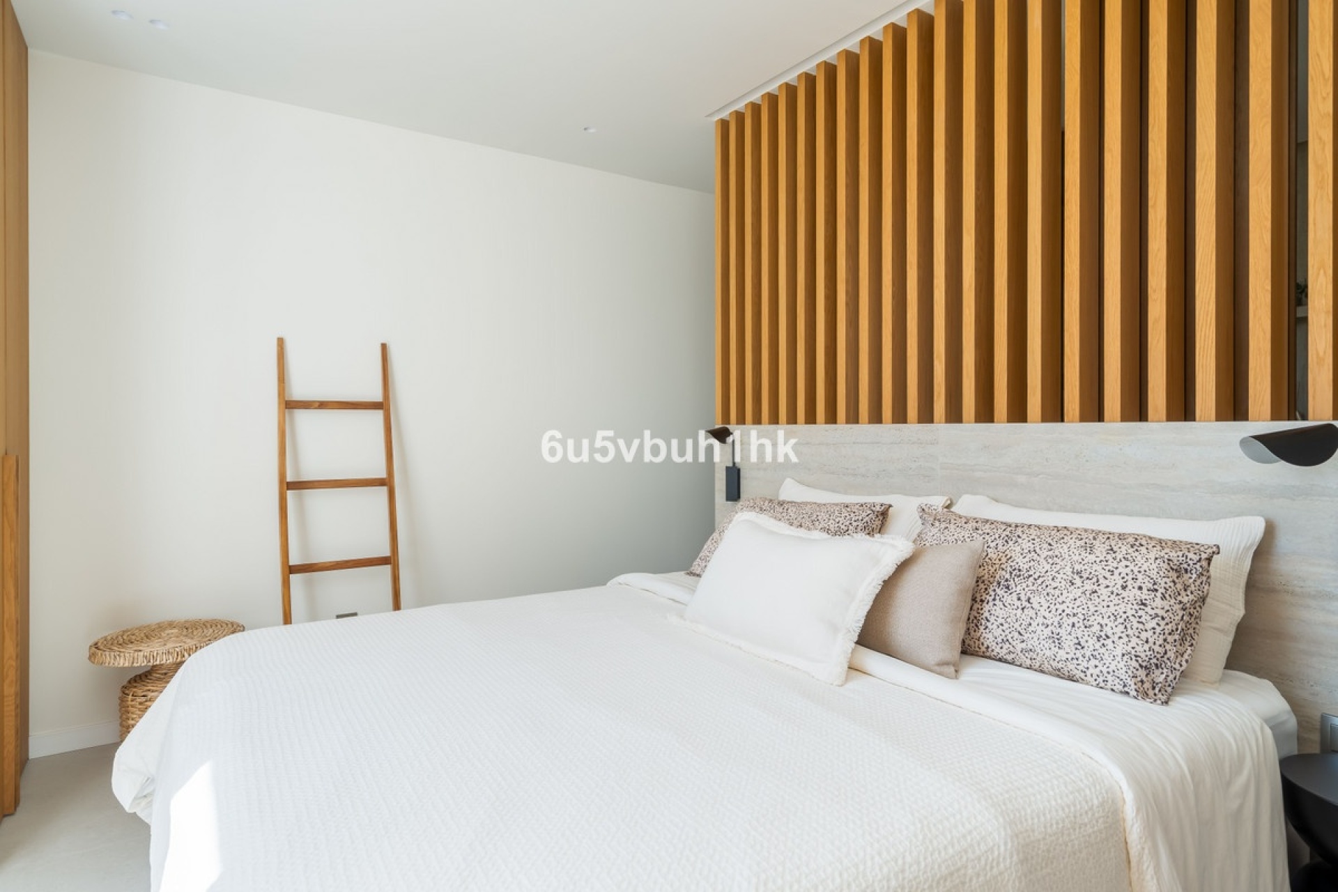 Resale - Town house - Marbella - Nueva Andalucía
