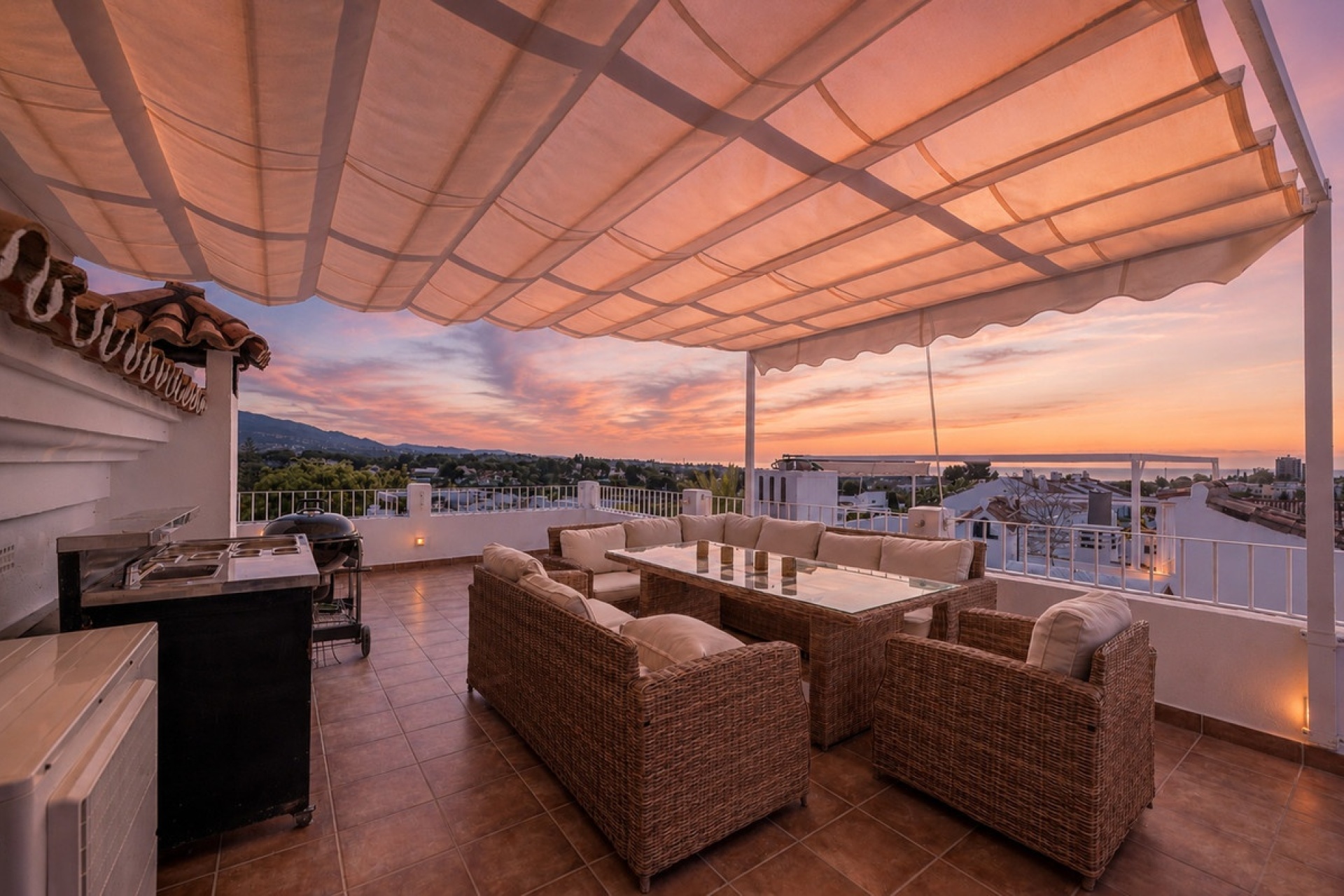 Resale - Town house - Marbella - Nueva Andalucía