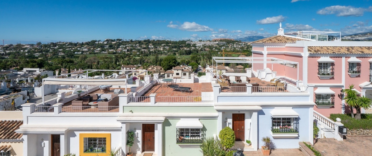Resale - Town house - Marbella - Nueva Andalucía