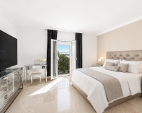 Resale - Town house - Marbella - Nueva Andalucía