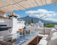Resale - Town house - Marbella - Nueva Andalucía
