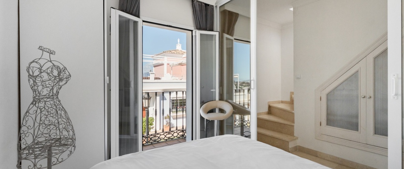 Resale - Town house - Marbella - Nueva Andalucía