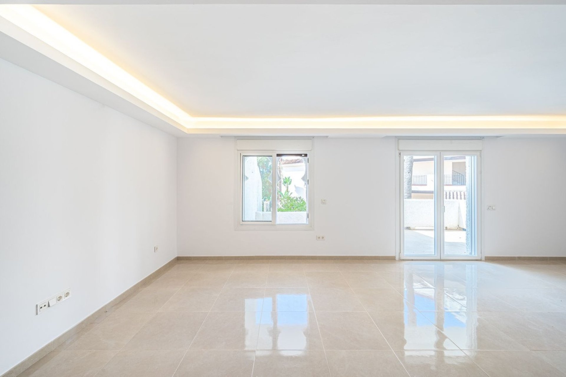 Resale - Town house - Marbella - Nueva Andalucía