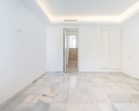 Resale - Town house - Marbella - Nueva Andalucía