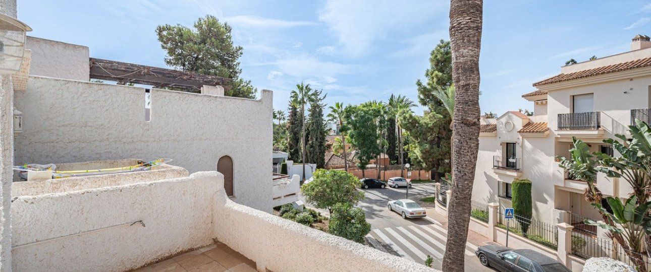 Resale - Town house - Marbella - Nueva Andalucía