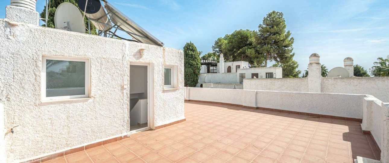 Resale - Town house - Marbella - Nueva Andalucía