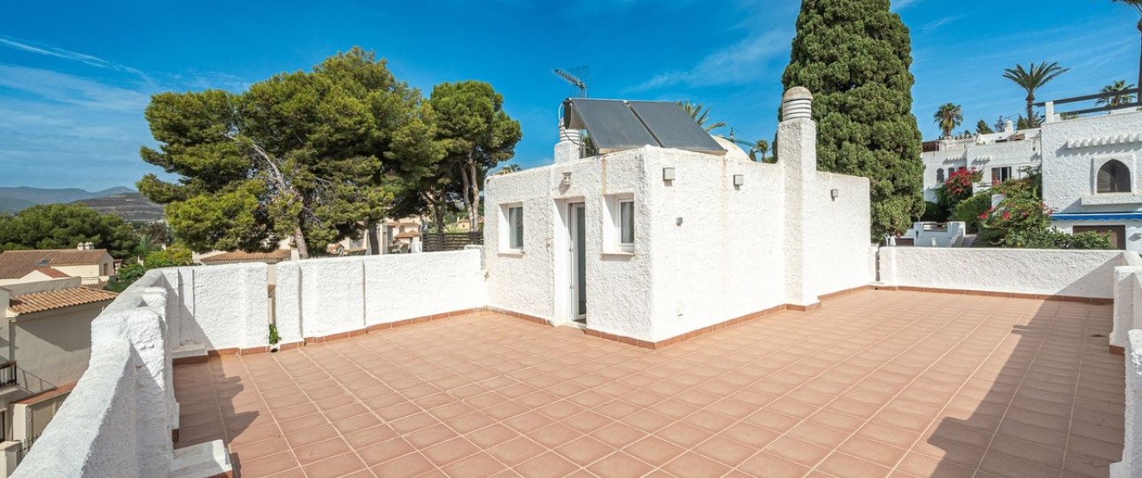 Resale - Town house - Marbella - Nueva Andalucía