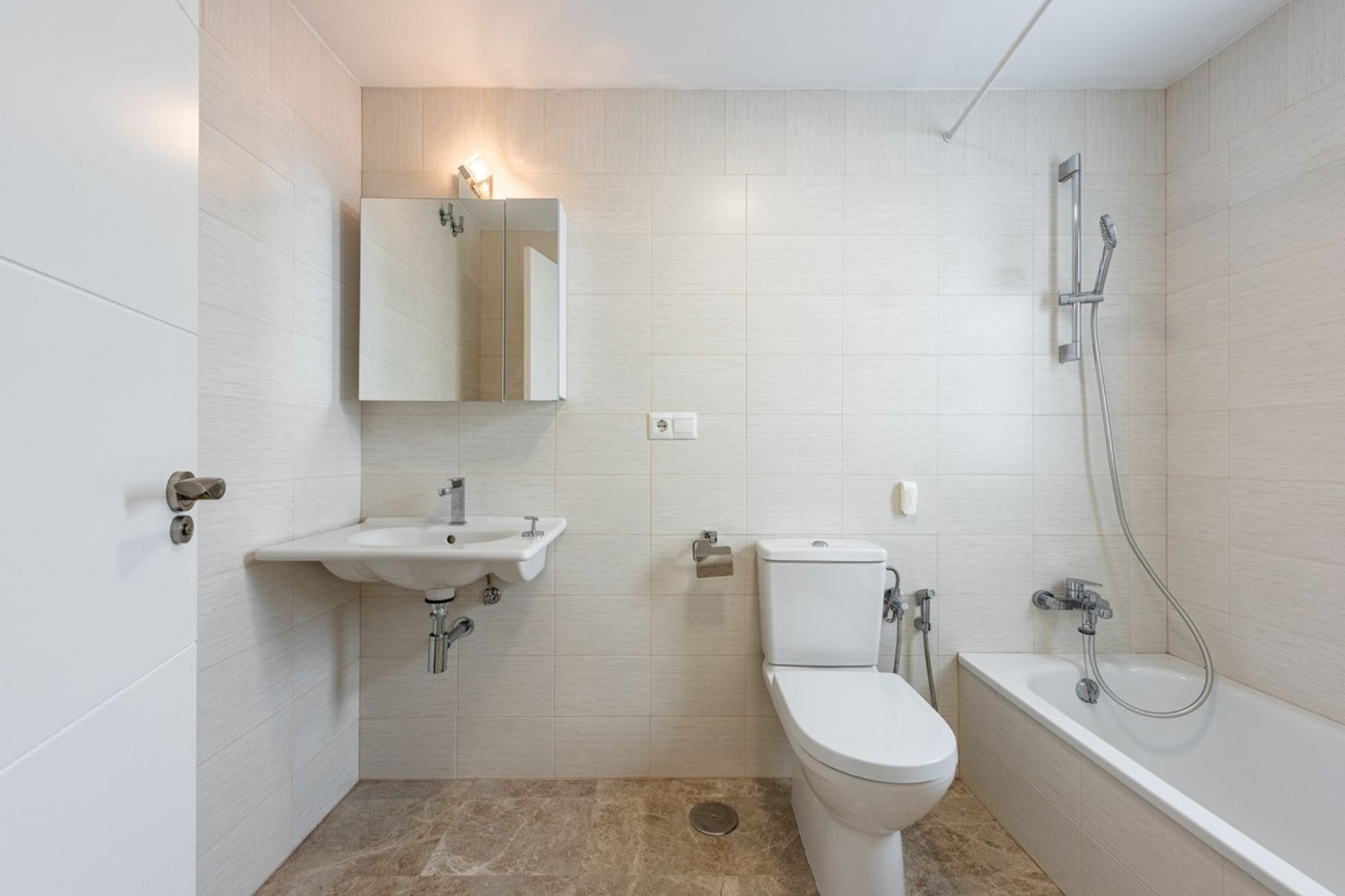 Resale - Town house - Marbella - Nueva Andalucía