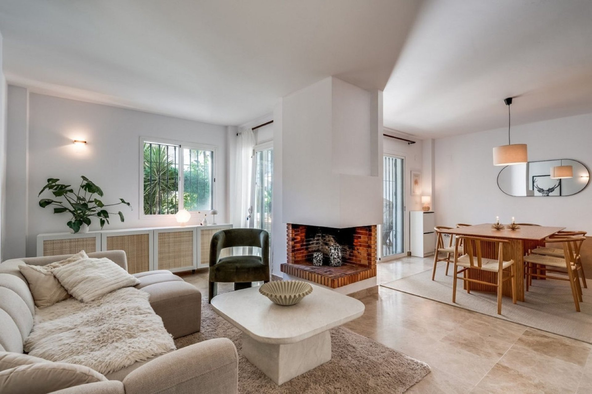 Resale - Town house - Marbella - Nueva Andalucía