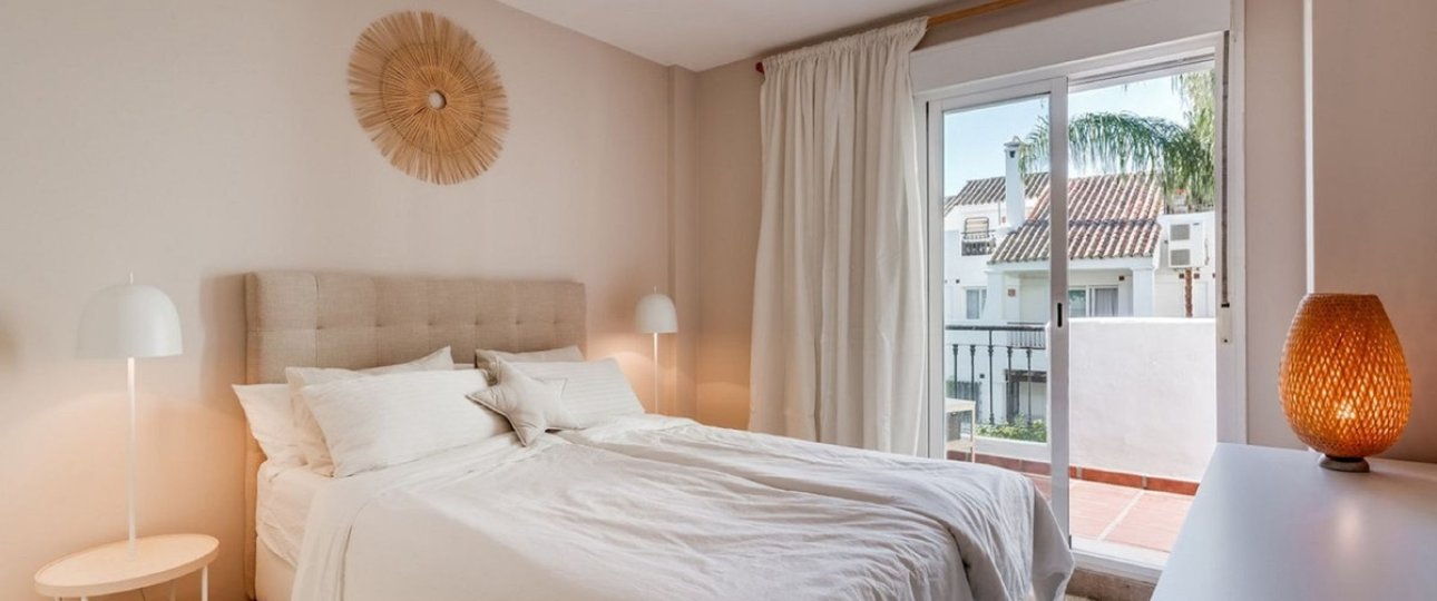 Resale - Town house - Marbella - Nueva Andalucía