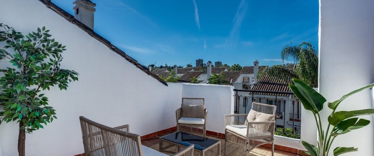 Resale - Town house - Marbella - Nueva Andalucía