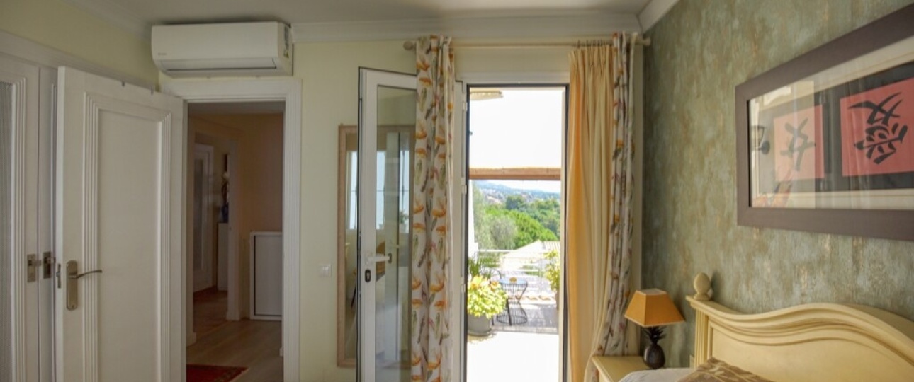 Resale - Town house - Marbella - Nueva Andalucía