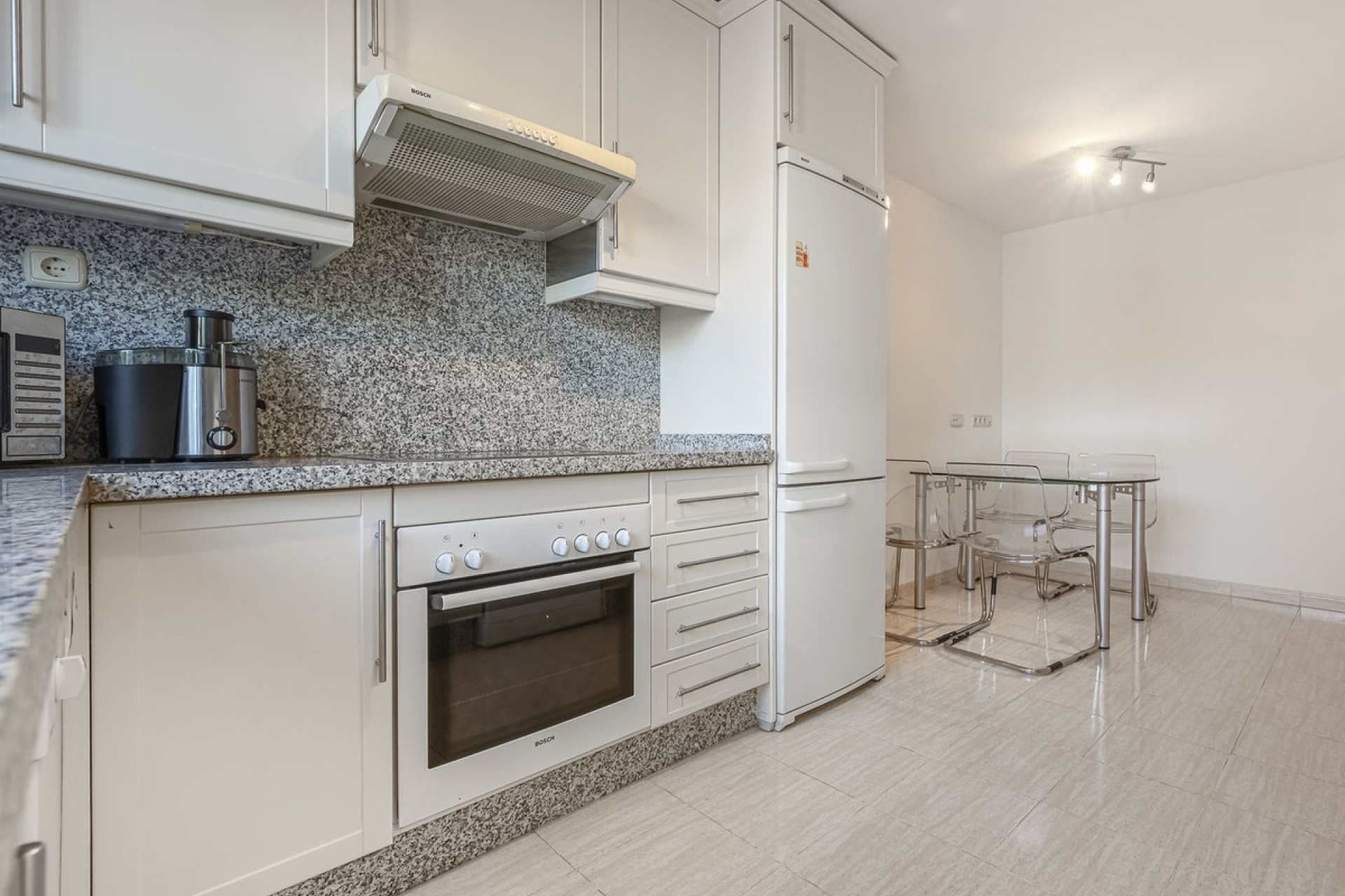 Resale - Town house - Marbella - Nueva Andalucía
