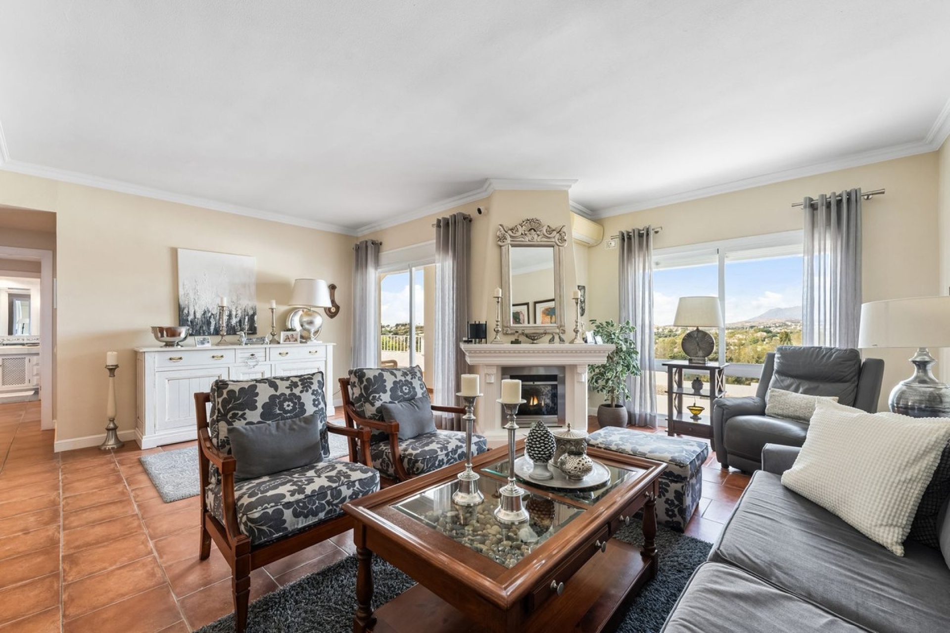 Resale - Town house - Marbella - Nueva Andalucía