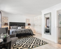 Resale - Town house - Marbella - Nueva Andalucía