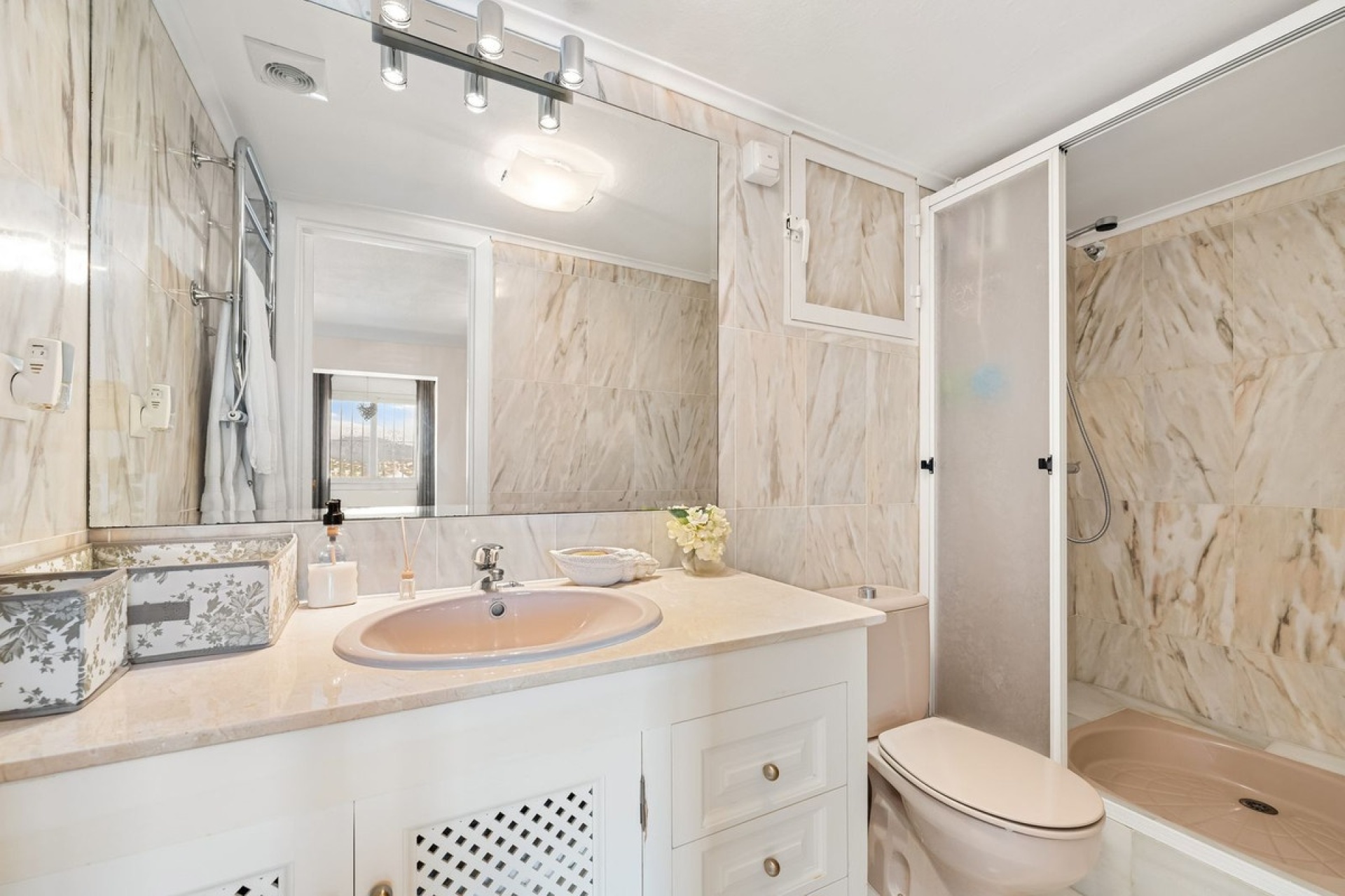Resale - Town house - Marbella - Nueva Andalucía
