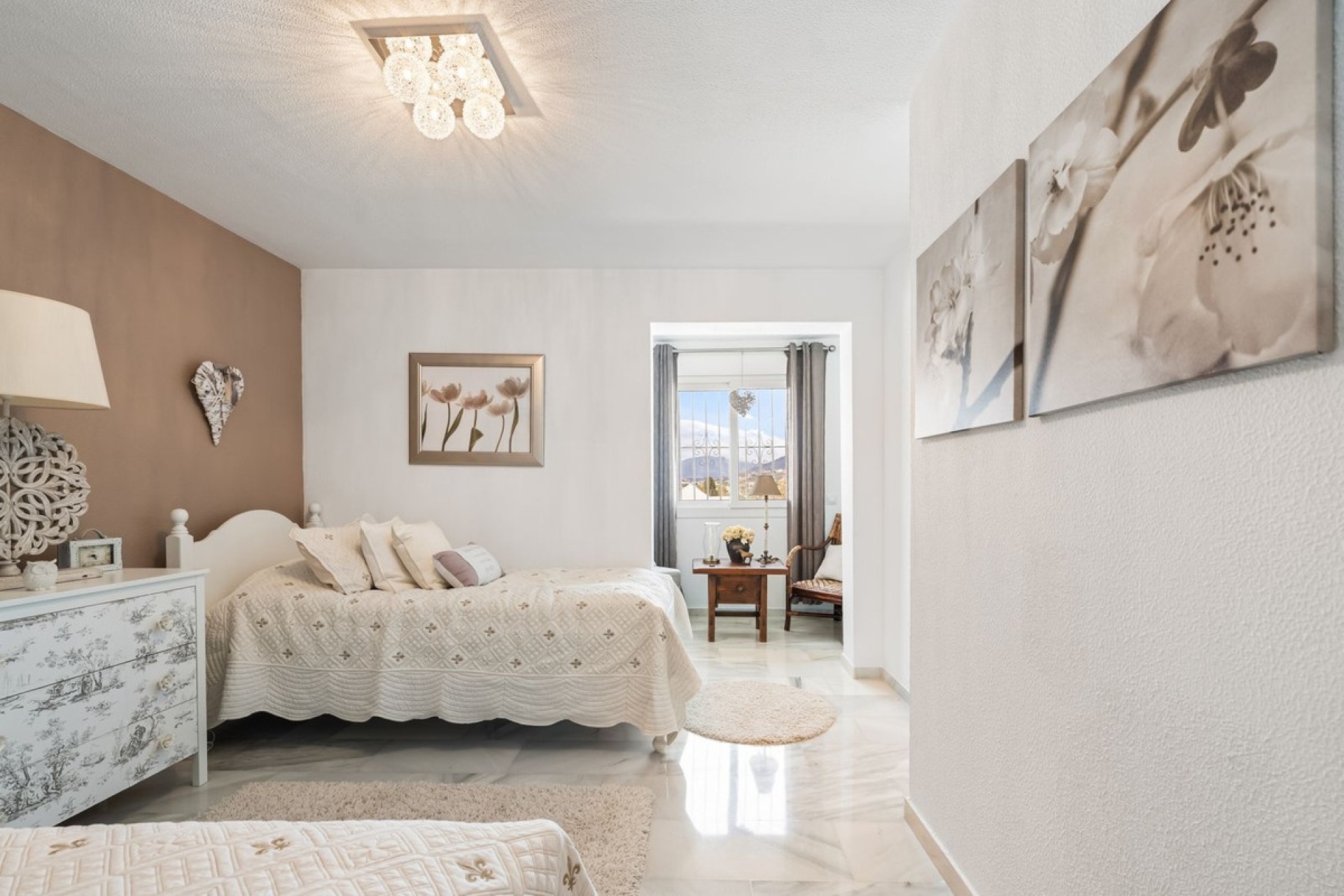 Resale - Town house - Marbella - Nueva Andalucía
