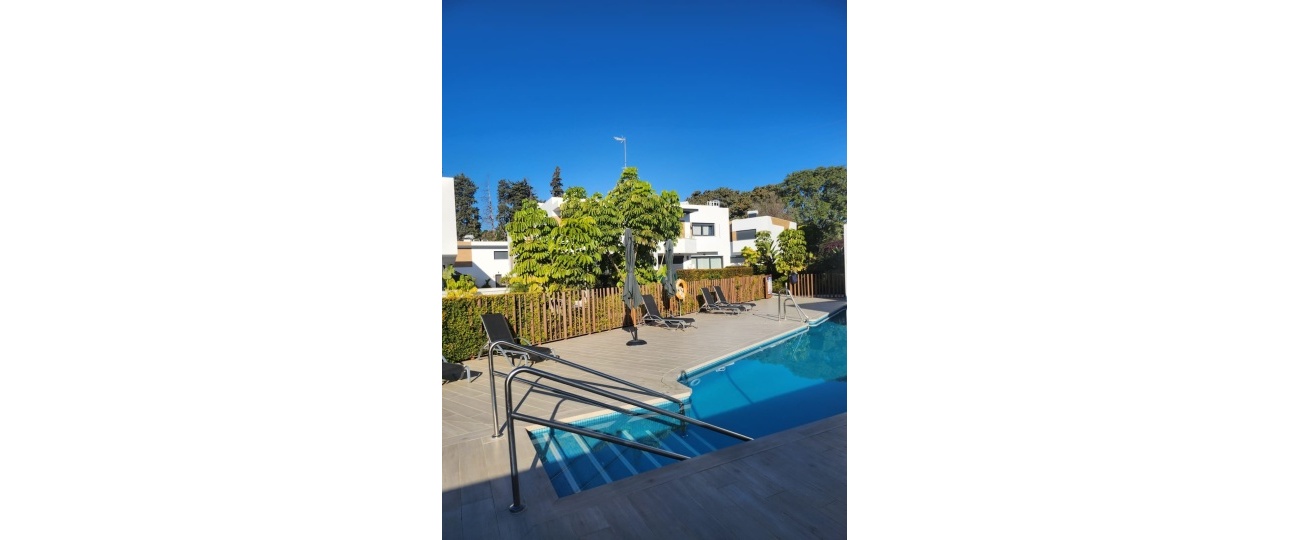Resale - Town house - Marbella - Nueva Andalucía