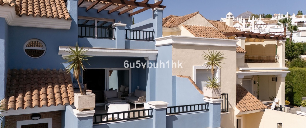 Resale - Town house - Marbella - Nueva Andalucía