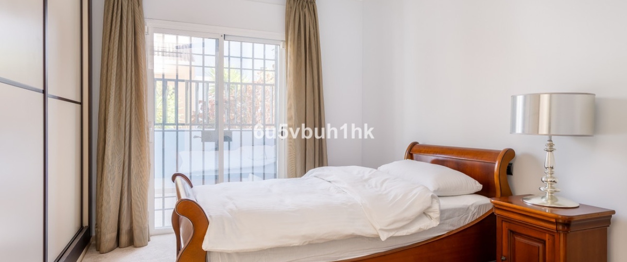 Resale - Town house - Marbella - Nueva Andalucía