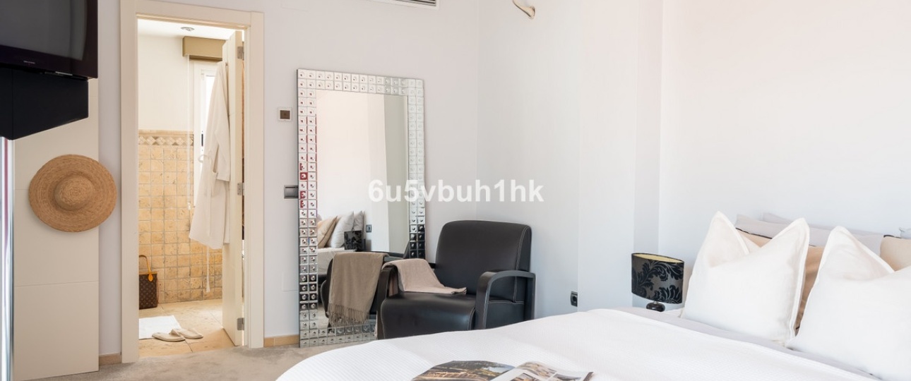 Resale - Town house - Marbella - Nueva Andalucía