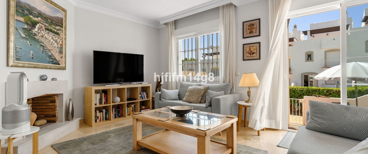 Resale - Town house - Marbella - Nueva Andalucía