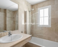 Resale - Town house - Marbella - Nueva Andalucía