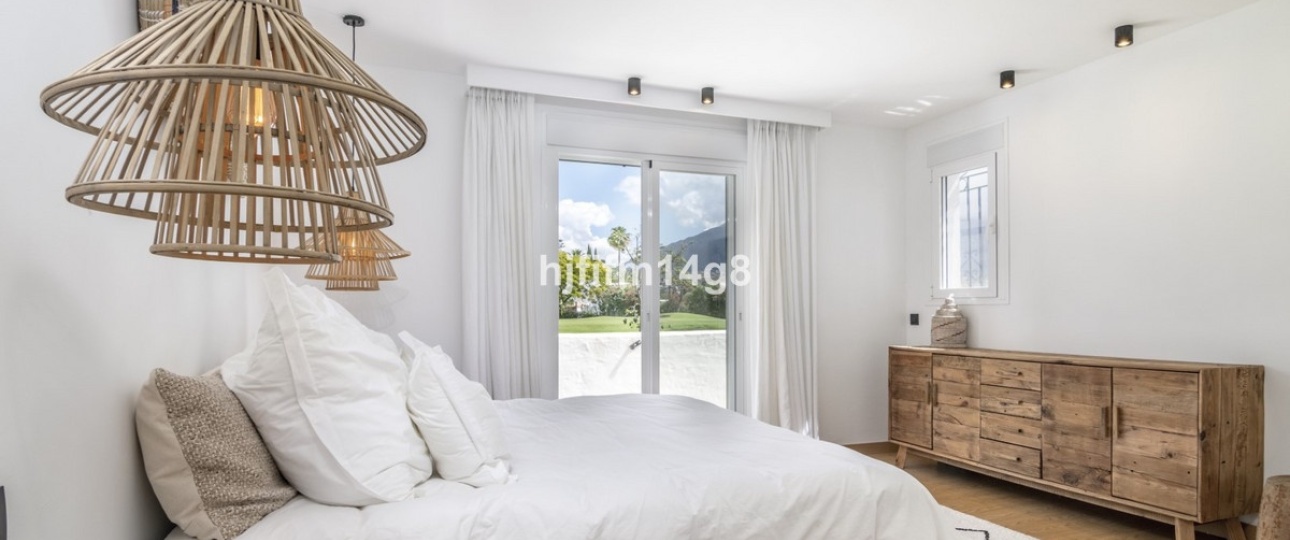 Resale - Town house - Marbella - Nueva Andalucía