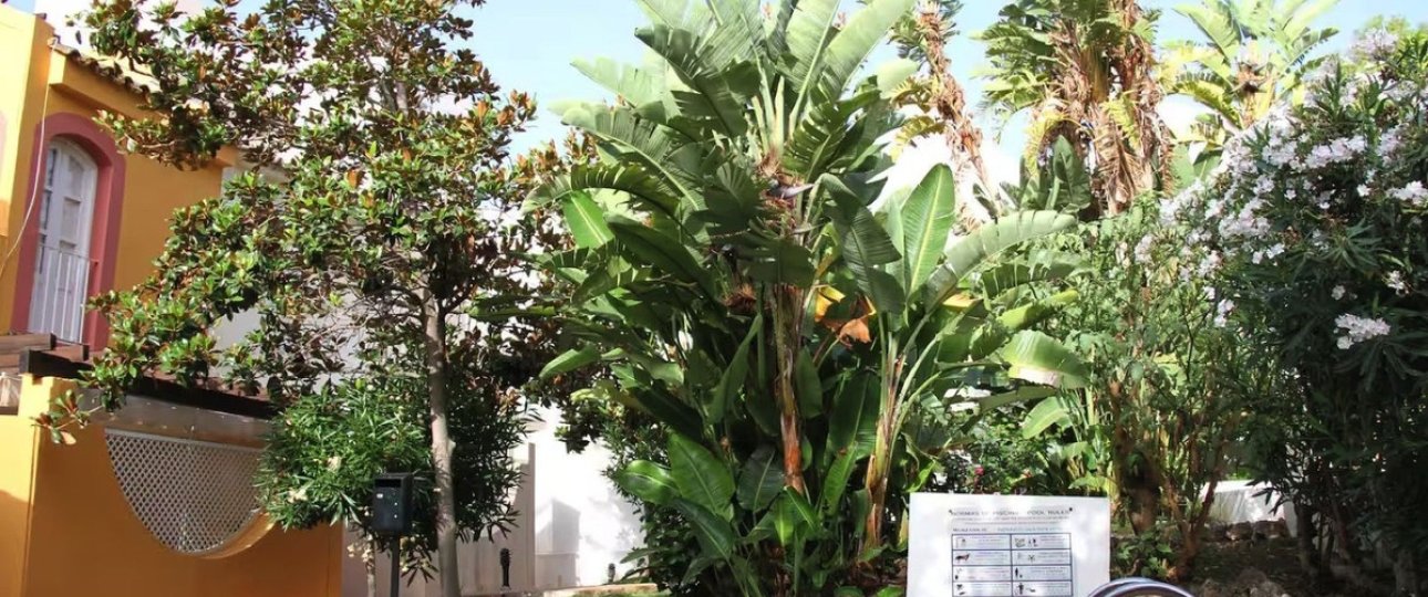 Resale - Town house - Marbella - Nueva Andalucía