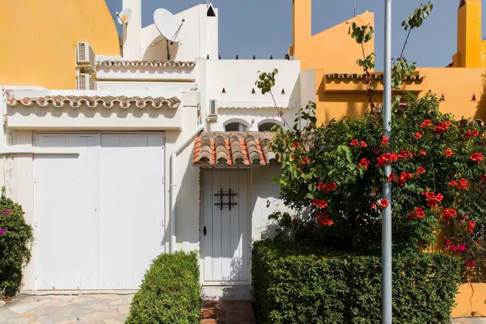 Resale - Town house - Marbella - Nueva Andalucía