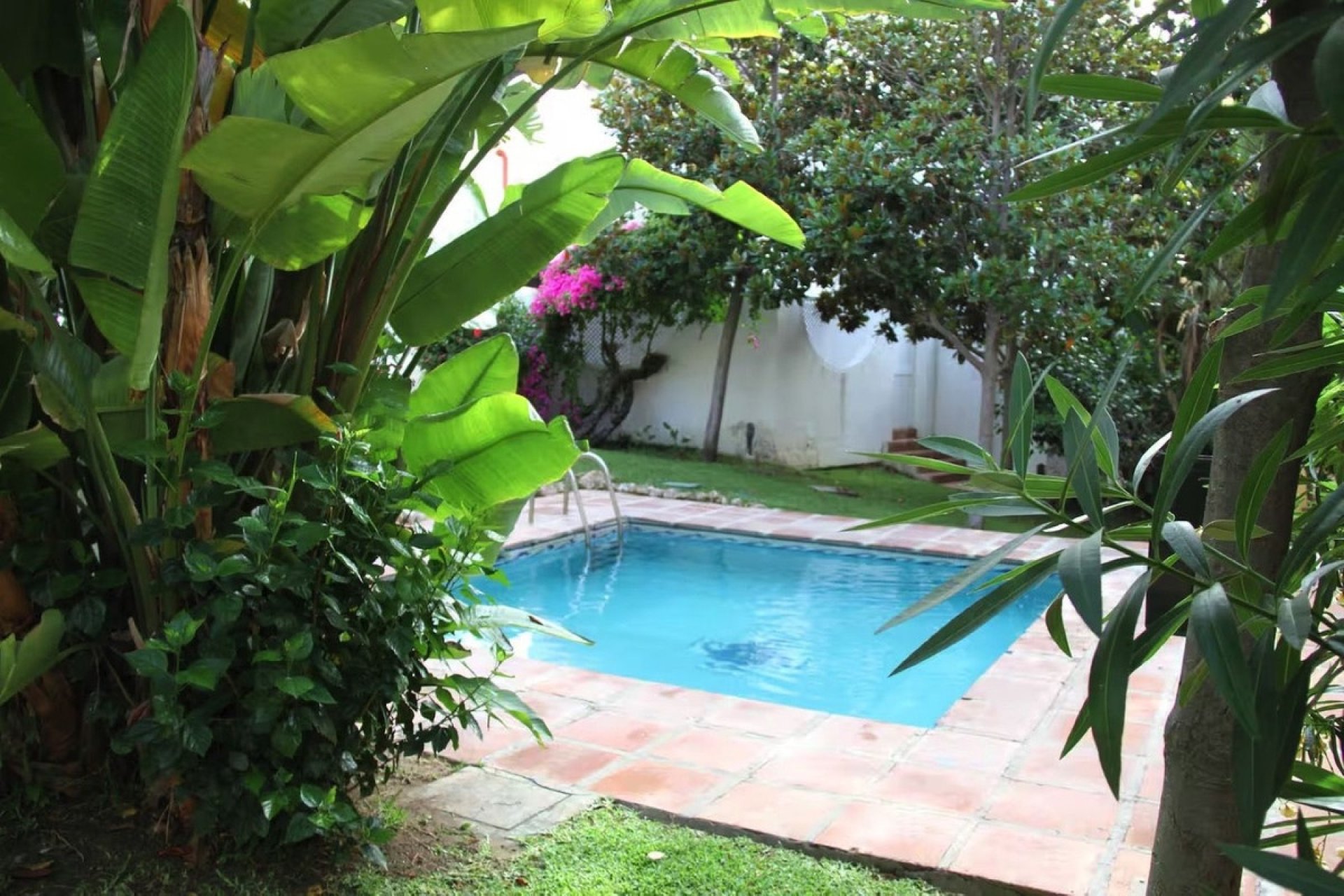 Resale - Town house - Marbella - Nueva Andalucía