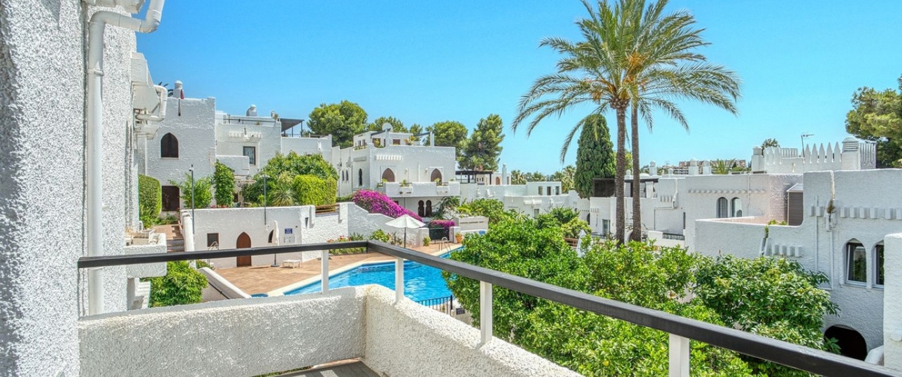 Resale - Town house - Marbella - Nueva Andalucía
