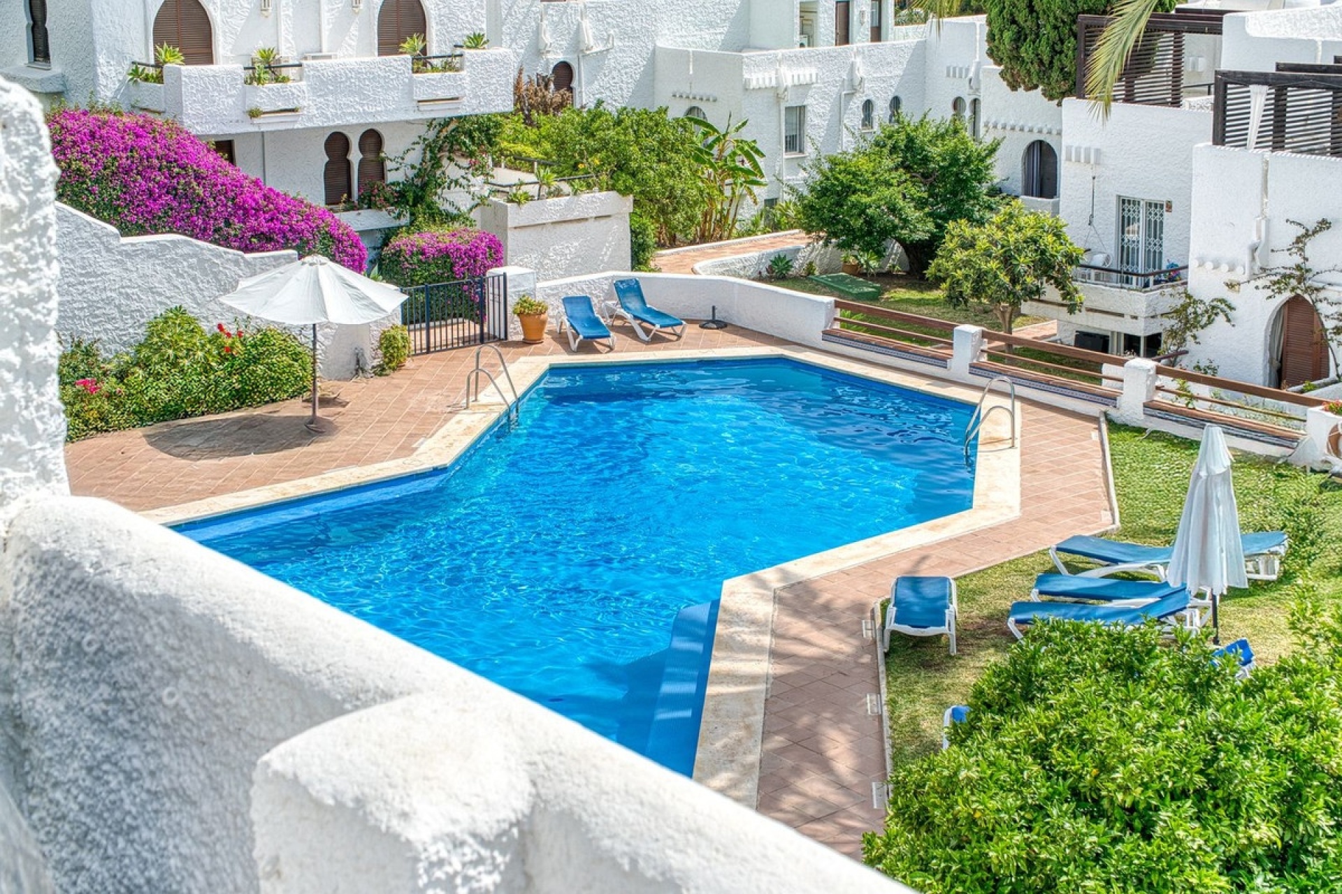 Resale - Town house - Marbella - Nueva Andalucía