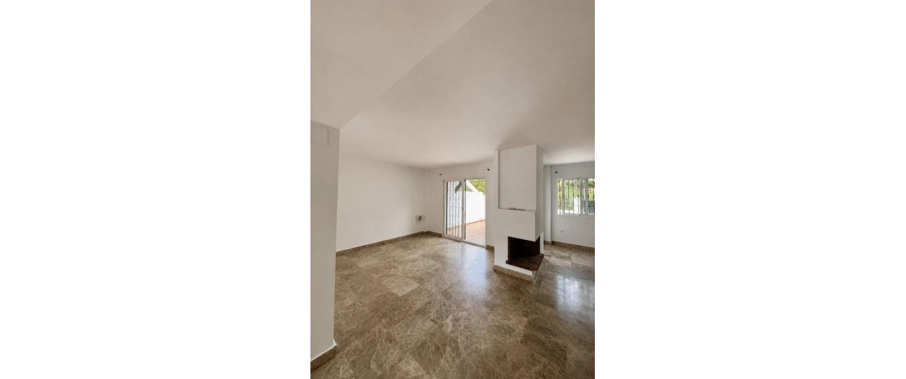 Resale - Town house - Marbella - Nueva Andalucía