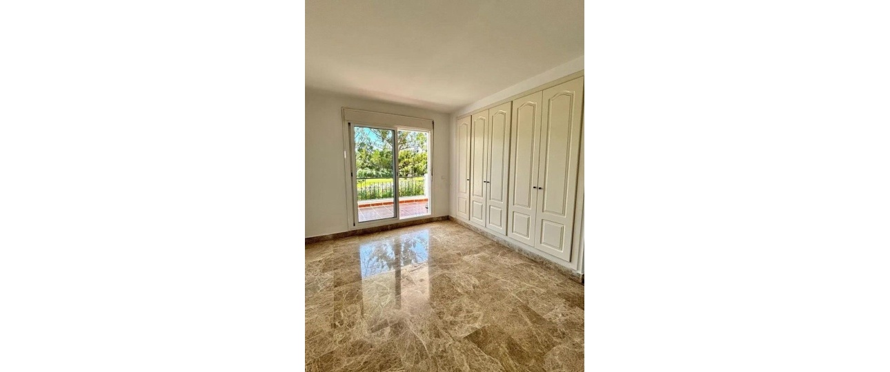 Resale - Town house - Marbella - Nueva Andalucía